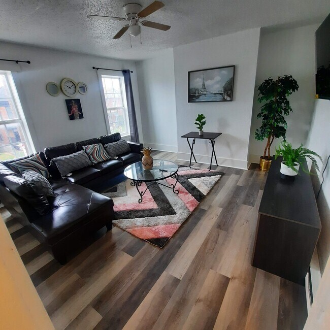 Foto del edificio - 754 Sullivant Ave