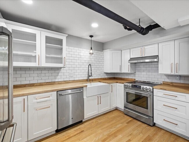 Foto del edificio - 338 Beacon St