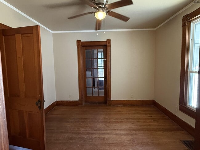 Foto del edificio - 116 W North St