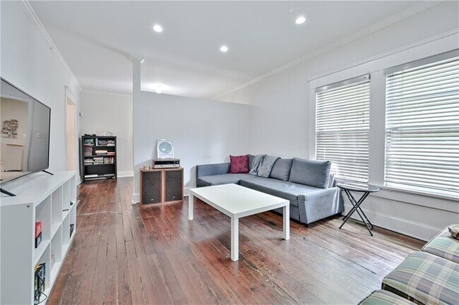 Foto del edificio - 1070 Wylie St SE