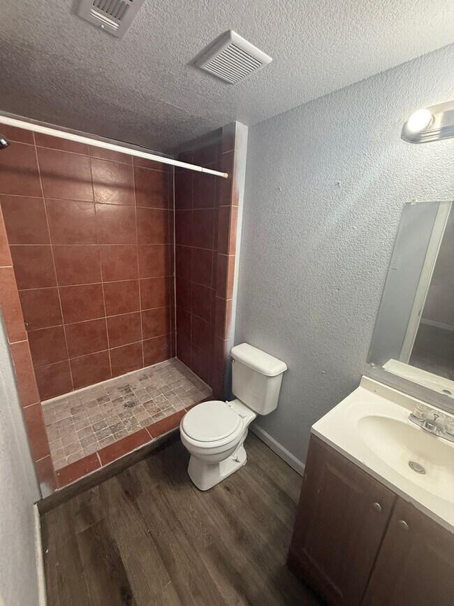 Foto del edificio - 2916-2918 Avenue G