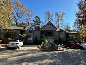 Building Photo - 1590 Springpoint Rd