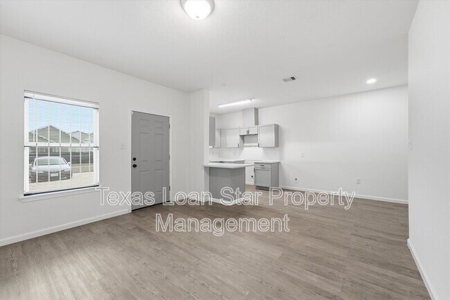 Building Photo - 319 N Carolina St