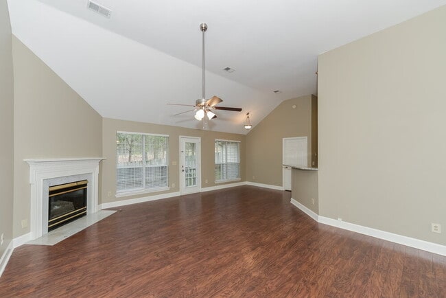 Building Photo - 1009 Nighthawk Ln