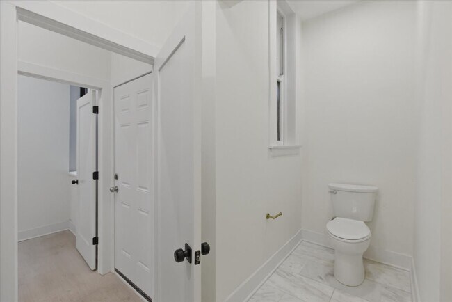 Foto del edificio - 4004 N Bell Ave