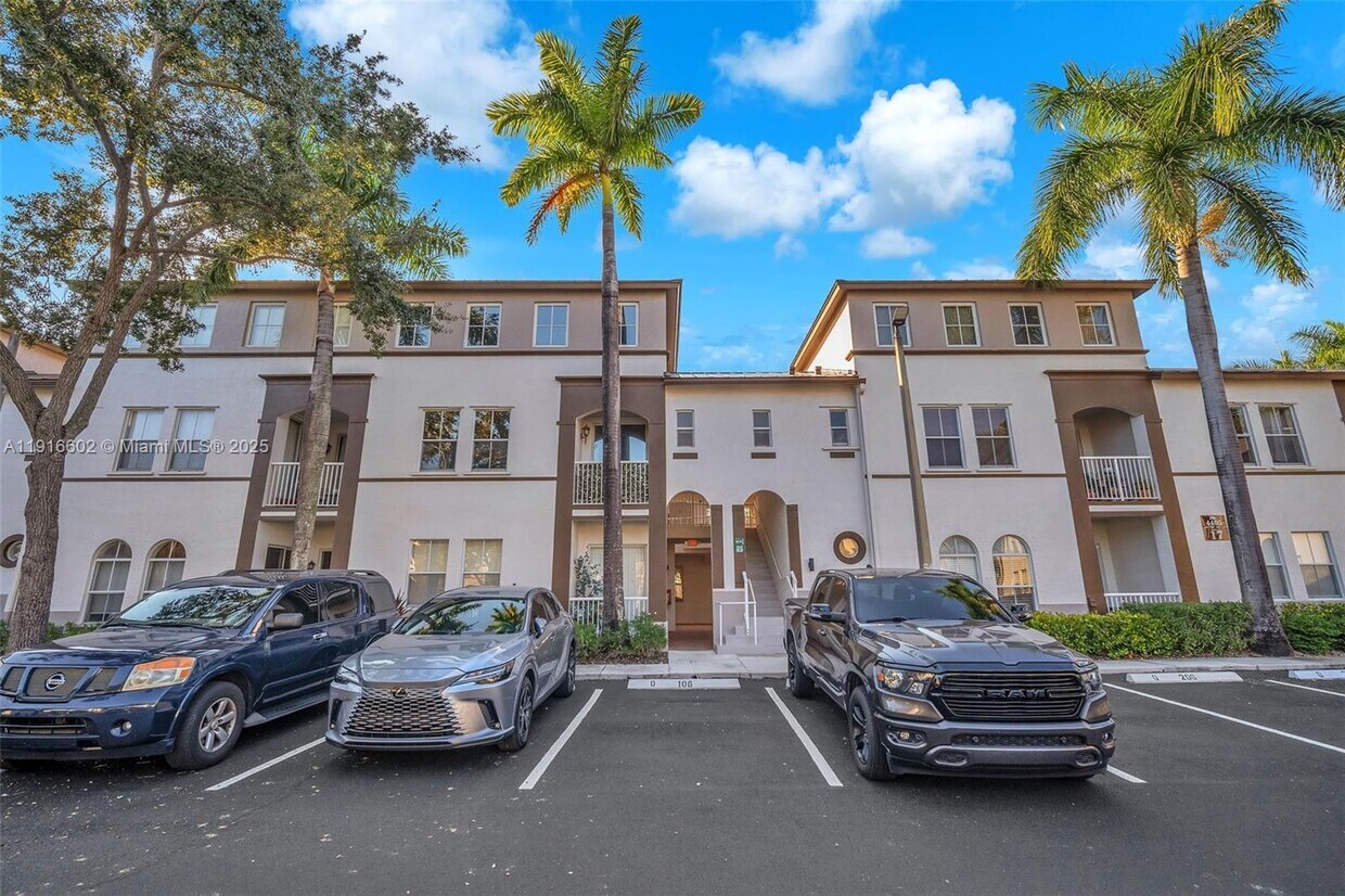 Foto principal - 4405 SW 160th Ave