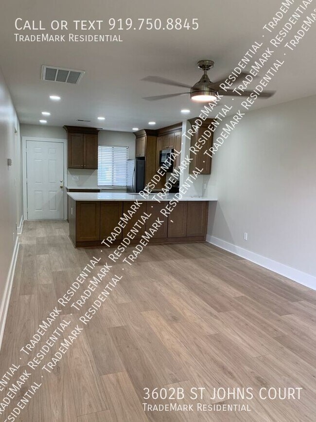 Foto del edificio - 3602 St Johns Ct