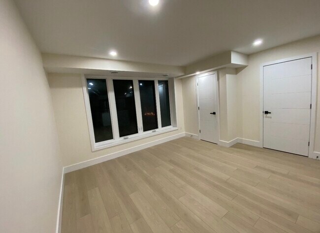 Photo du bâtiment - 196 Britannia Rd