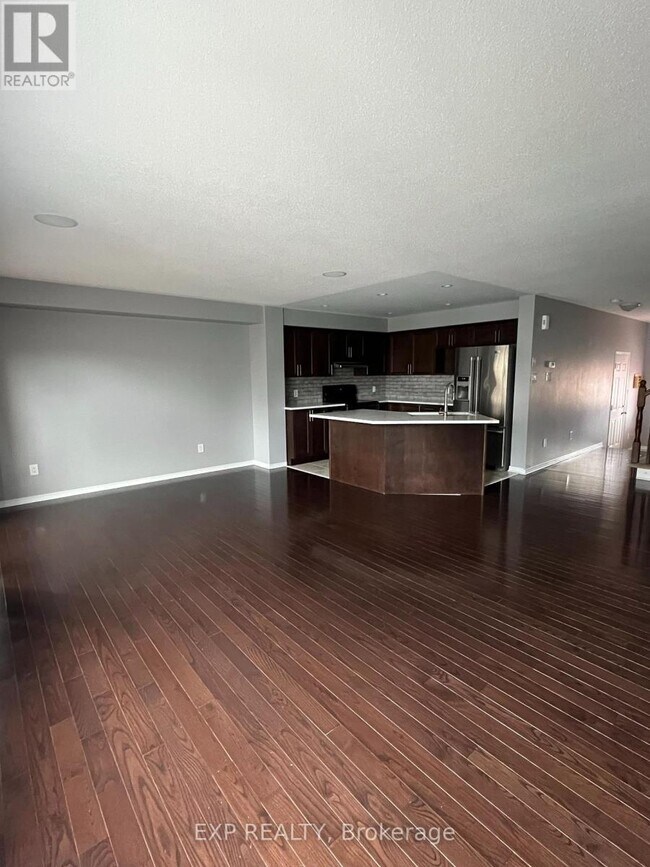 Building Photo - 528 Fordell Ave
