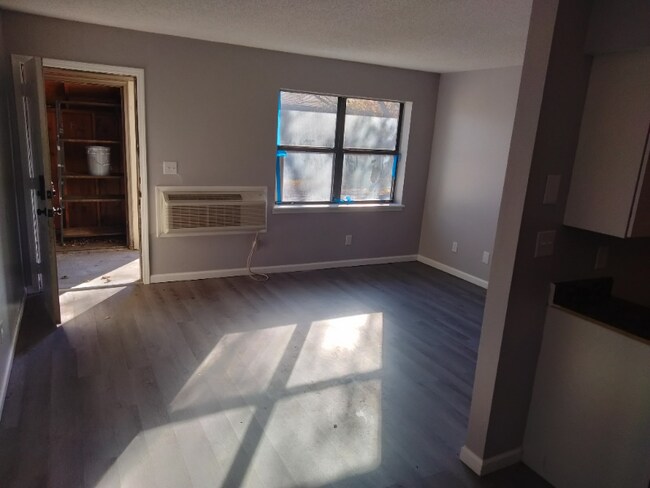 Foto del edificio - 920 Countryside Ln