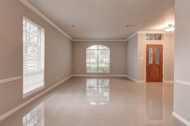 Foto del edificio - 2130 Autumn Fern Dr