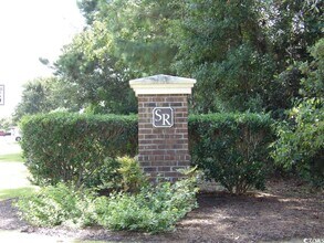 Building Photo - 185 Fulbourn Pl