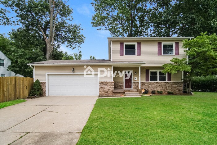 Primary Photo - 215 Randel Ave, Akron, OH 44313