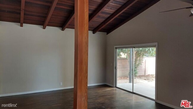 Building Photo - 3 br, 2 bath House - 20431 Bassett St
