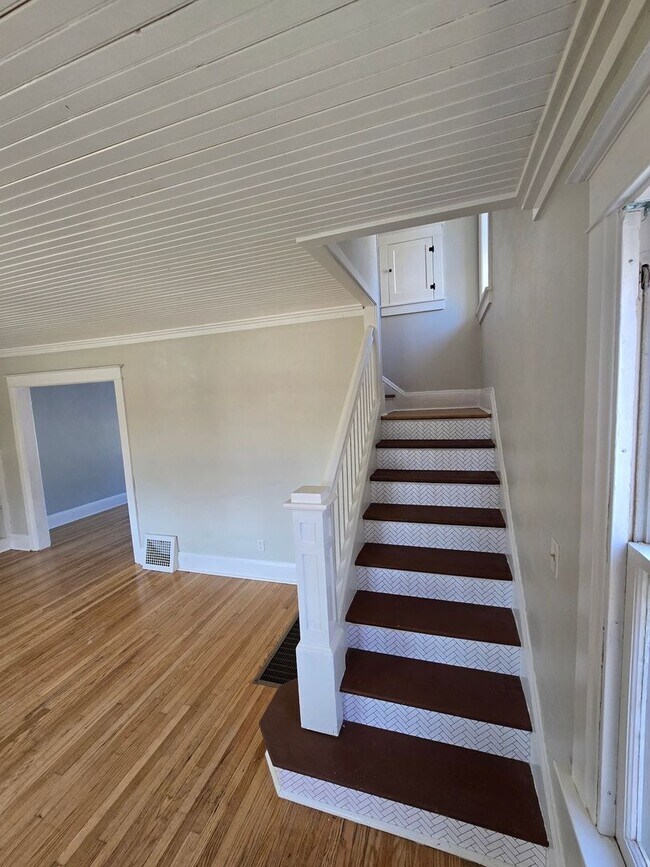 Building Photo - Charming 3BR Duplex in Rome