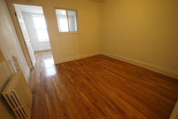 Foto del edificio - 111 Richardson St