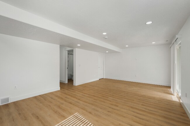 Foto del edificio - 1298 Sage Dr