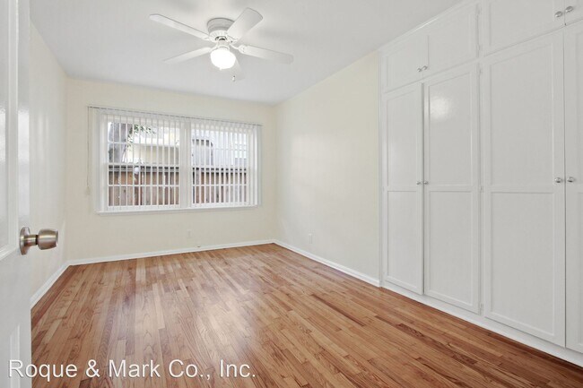 Building Photo - 1 br, 1 bath Apartment - 1692 Manning/1066...