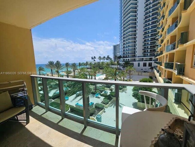Foto del edificio - 2501 S Ocean Dr