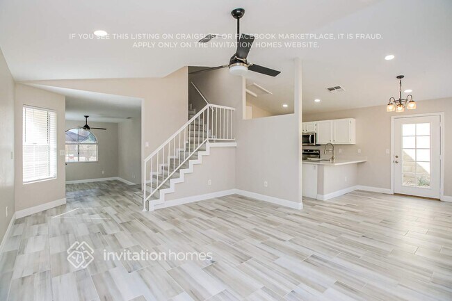 Building Photo - 5180 W Saragosa St