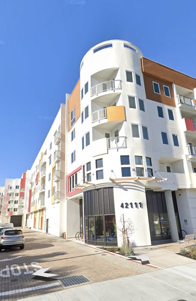 Foto del edificio - 42111 Osgood Rd