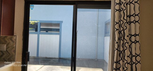 Nice backyard with concrete floor - 34752 Hemet Common