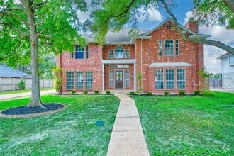 Building Photo - 619 Green Belt Dr
