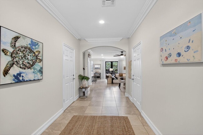 Building Photo - 320 Via Villagio