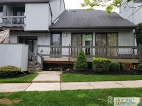 Building Photo - 44 Ironwood Ct