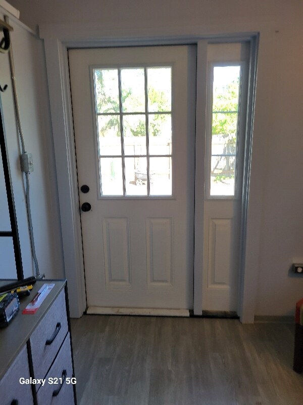 Foto del edificio - 827 E 7th St