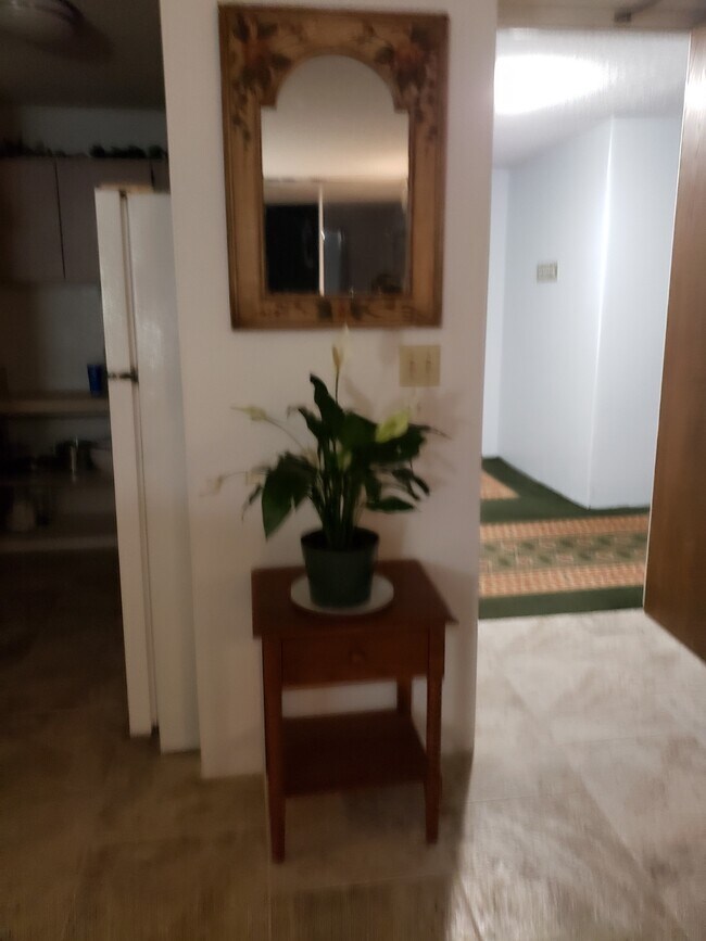 Interior4 - 98-410 Koauka Loop