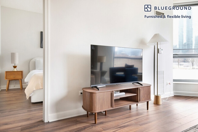 Foto del edificio - 300 N Canal St