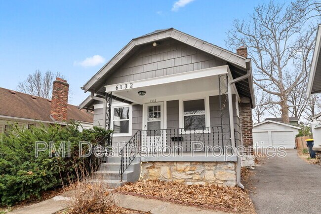 Foto del edificio - 6132 Holmes St