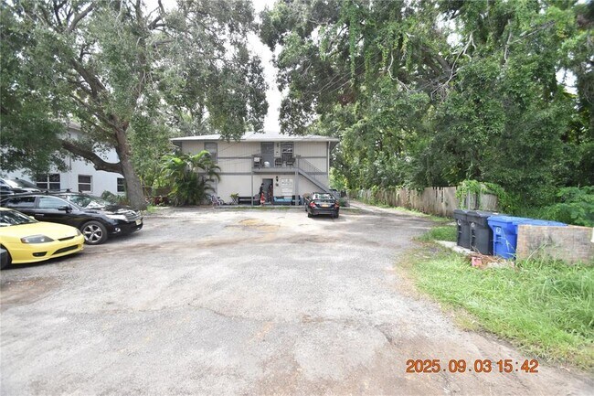 Foto del edificio - 6618 N Church Ave