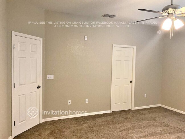 Foto del edificio - 967 Princeton Manor Ln