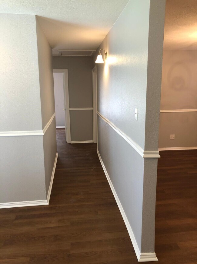 Foto del edificio - 3718 Penwood Way