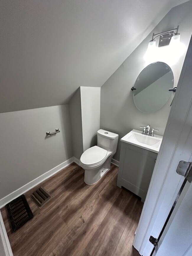 Foto del edificio - Garfield Ridge 4 Bedroom House