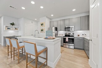 2BD, 2BA - 824SF - Kitchen - Harper Lake Houston