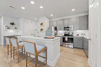 2BD, 2BA - 824SF - Kitchen - Harper Lake Houston