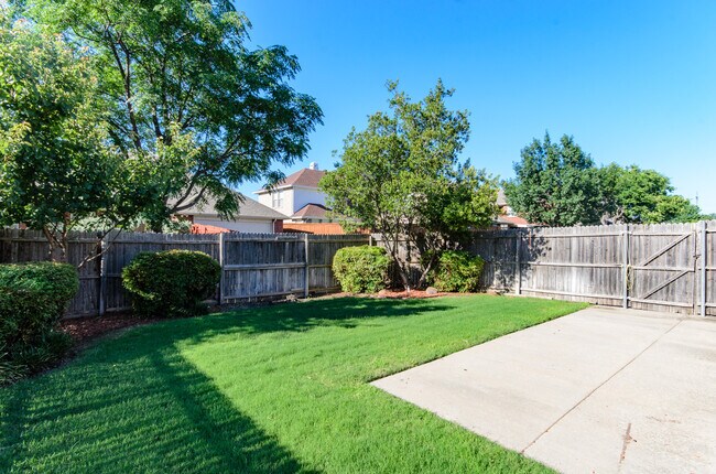Building Photo - 4429 Burnhill Dr