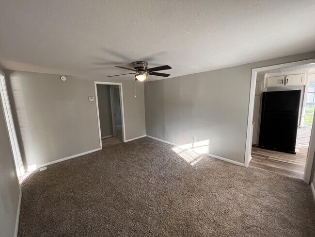 Foto del edificio - Cozy 3BR Rental in Pearl, MS – Spacious Ya...