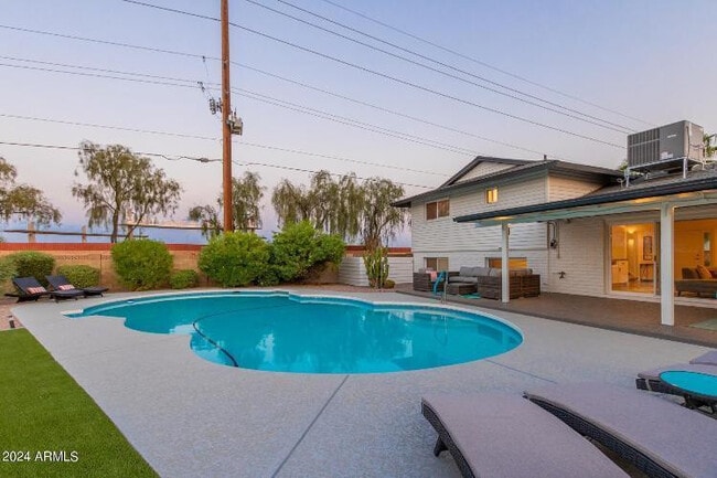 Foto del edificio - 8762 E Monterey Way