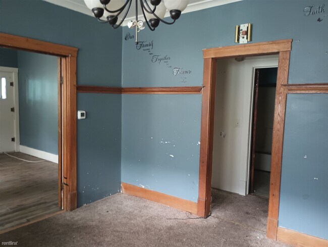 Foto del edificio - 2 br, 1 bath House - 2420 North Peoria Avenue