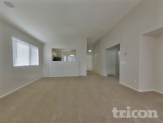 Building Photo - 30877 N Coral Bean Dr