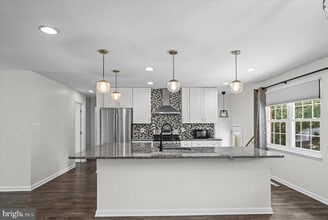 Building Photo - 10202 Daventry Dr