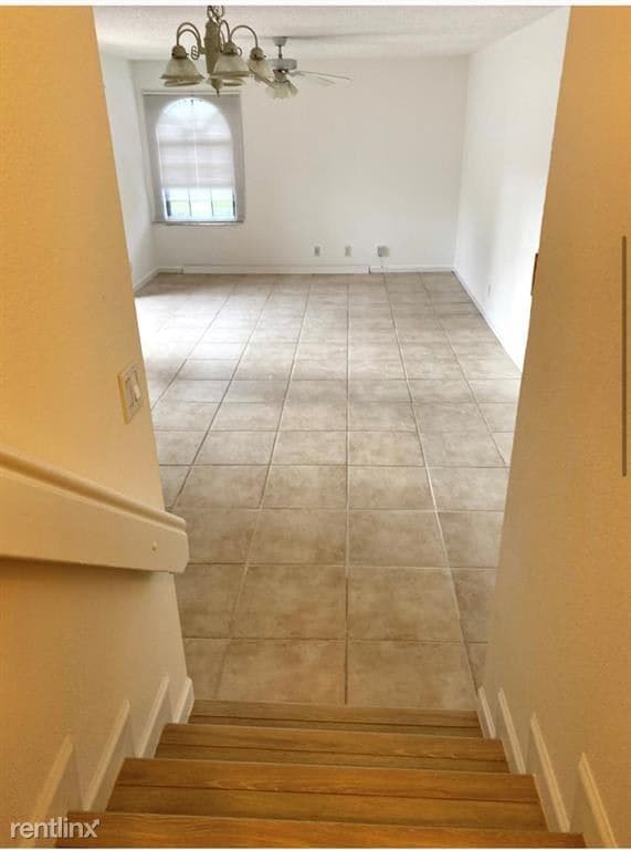 Building Photo - 3 br, 3 bath House - 8219 Thames Blvd