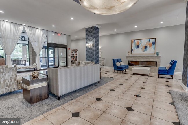 Foto del edificio - 5500 Holmes Run Pkwy