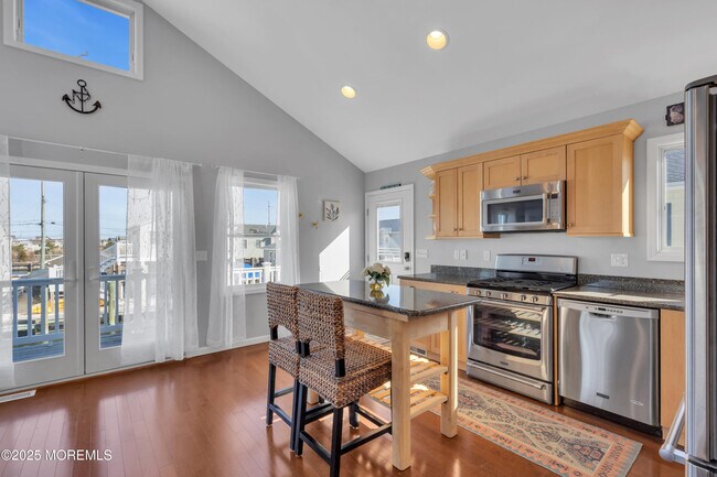 Foto del edificio - 3336 Teal Ln