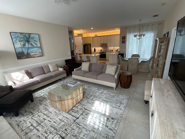 Building Photo - 1086 Hoover Cir