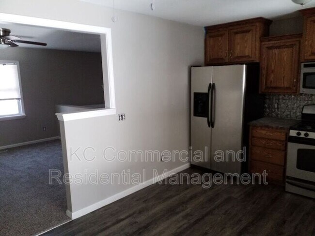 Foto del edificio - 16527 E 35th Terrace S